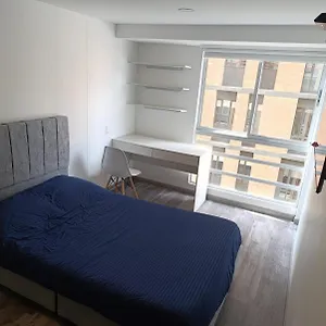 Comodo Tipo Loft En Centro De 5 Apartamento